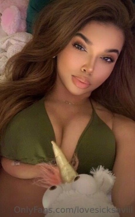 Savii model perfect photos