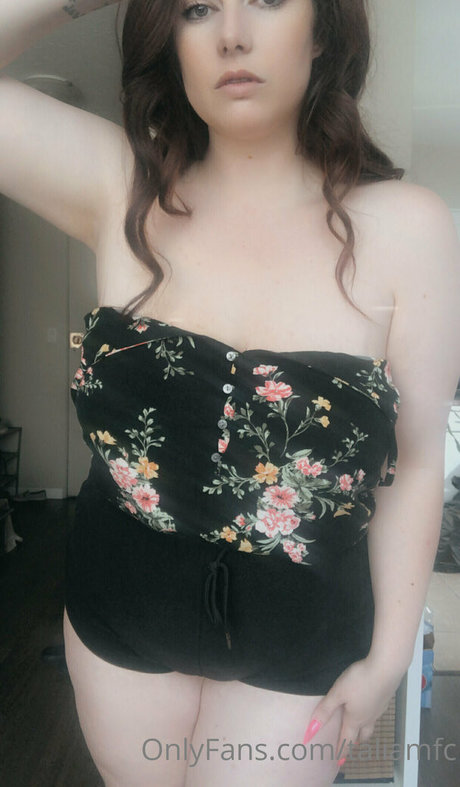 taliamfc pretty actress pics