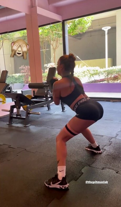 neskaranow pretty pornstar pictures