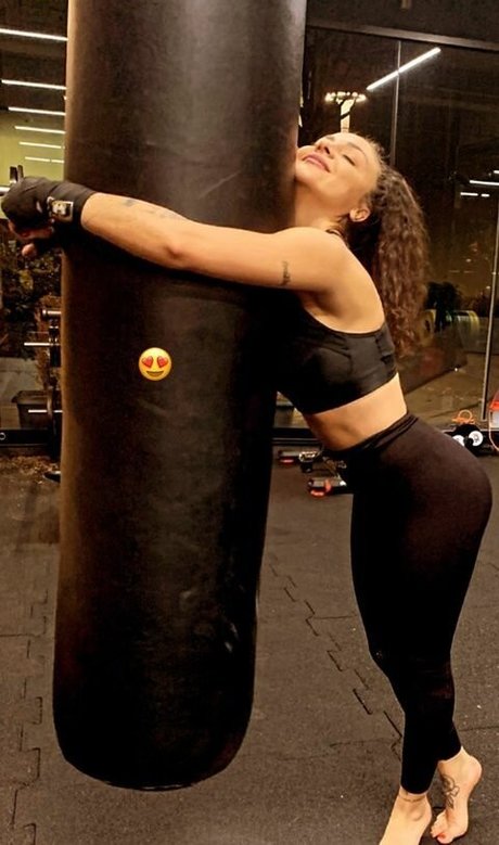 neskaranow beautiful actress archive