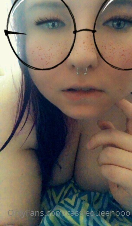 cassiequeenboo model erotic galleries