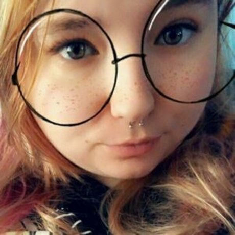 cassiequeenboo model beautiful img