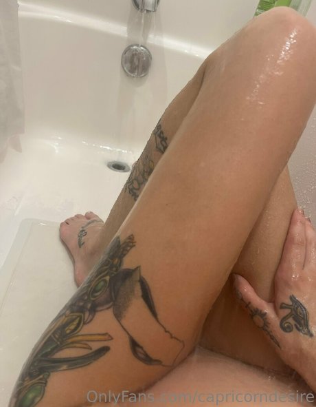 capricorndesire exclusive pornstar pictures