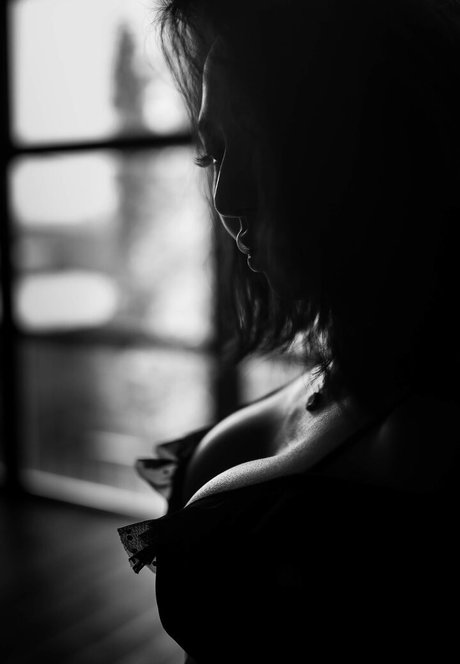 asian model xxx model photo