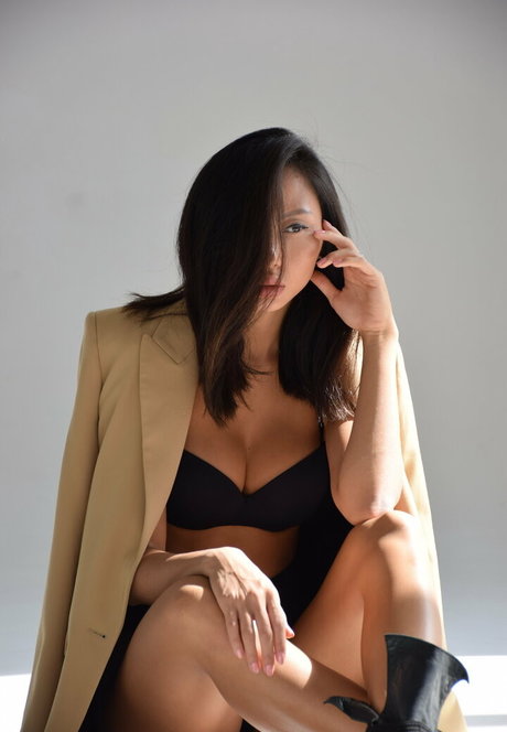 asian model sexy model photo