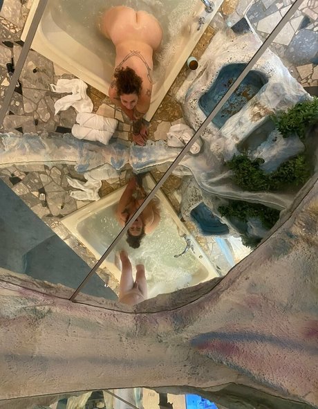 delovelycurves exclusive model pics