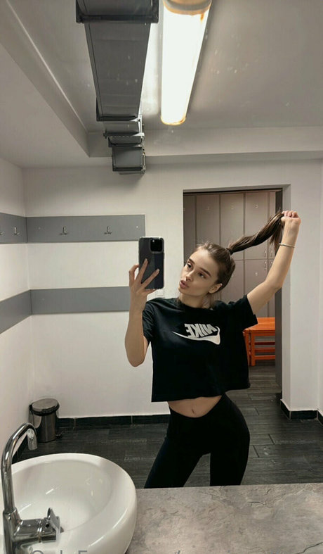 aryaincollege best model pictures