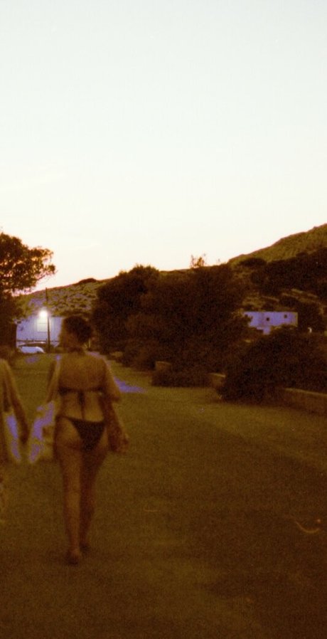 Aude a La Joie star exclusive image