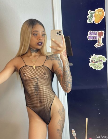 tiffanylannette erotic model image