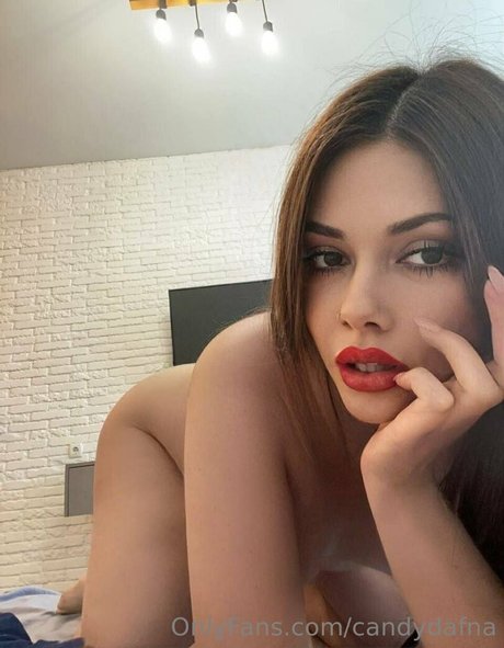 CandyDafna naked star image