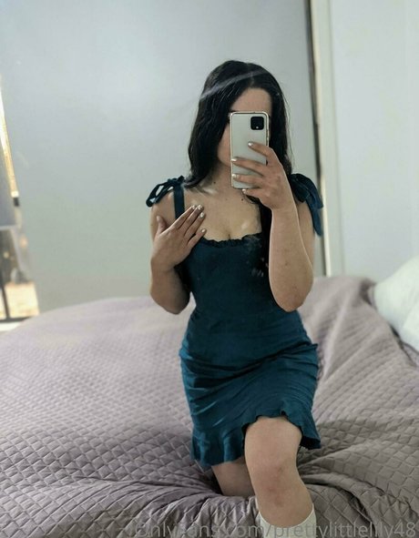 prettylittlelily48 star perfect pics