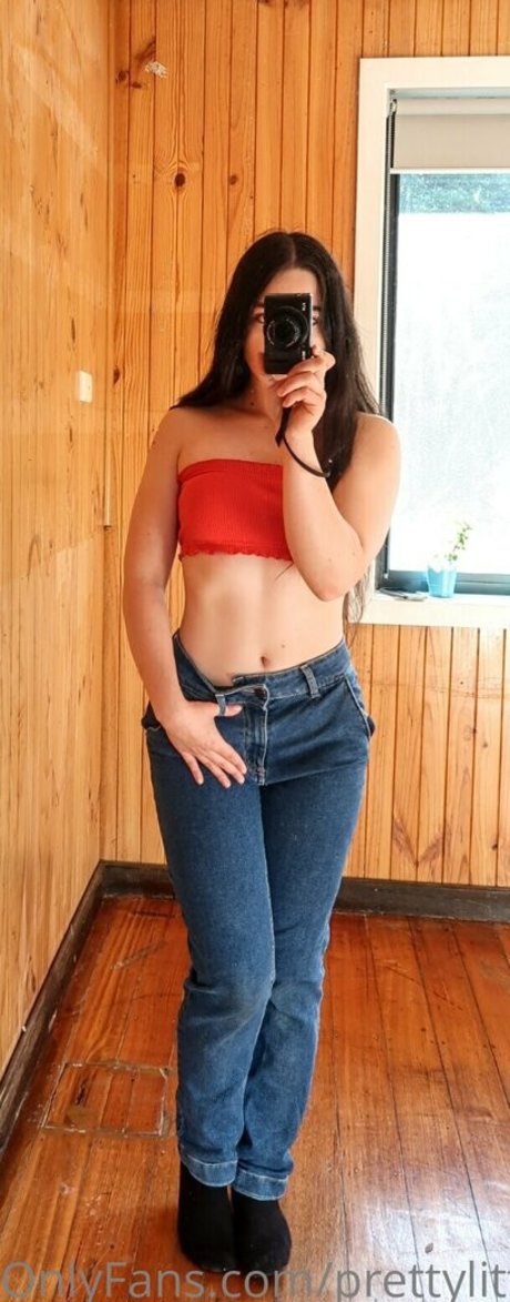 prettylittlelily48 nude pornstar pictures