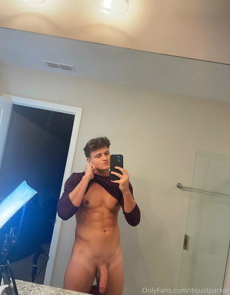 itsjustparker xxx pornstar photo