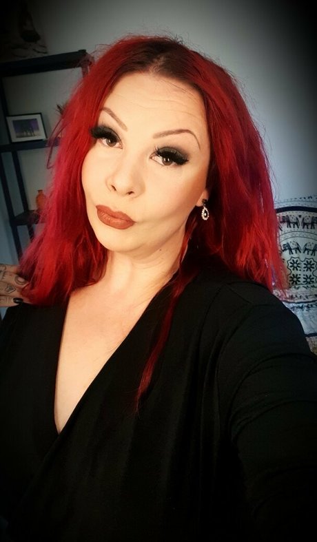 mingnaa model photos