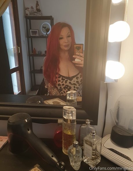 mingnaa pretty model picture