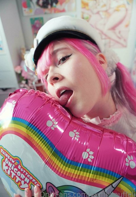 wuffelipuffelifree model sex picture