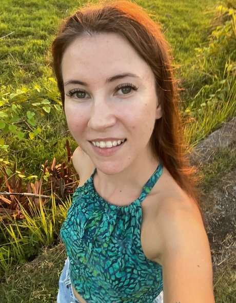 Elina re vip perfect actress img