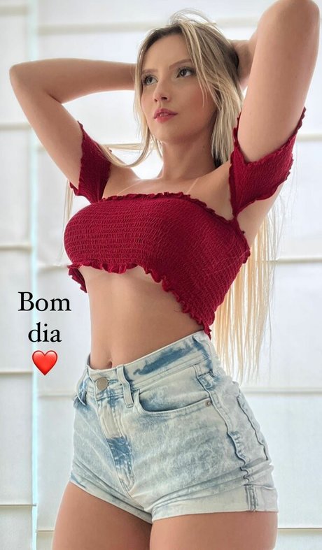 Isa Sudati model porn pictures