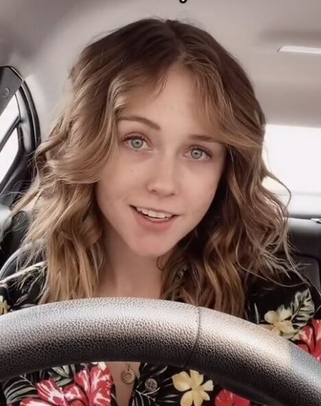 Kira Graceeee pornographic model pictures