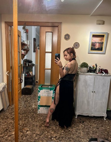 xhuronax adult model photos