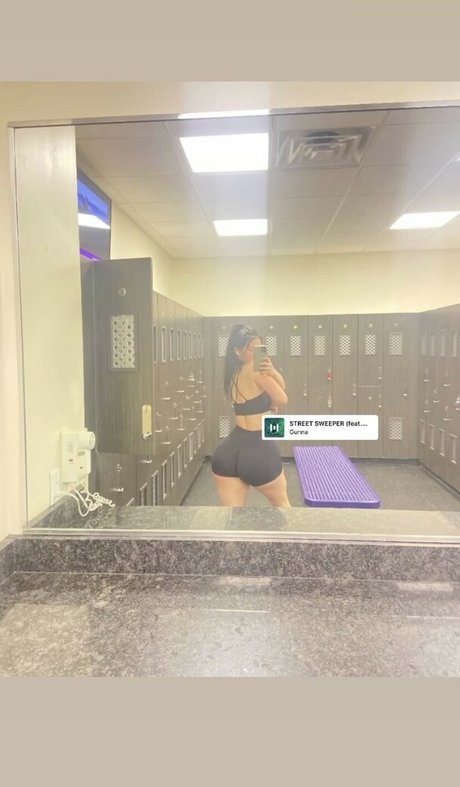 Haleyszklarz pornographic actress photo