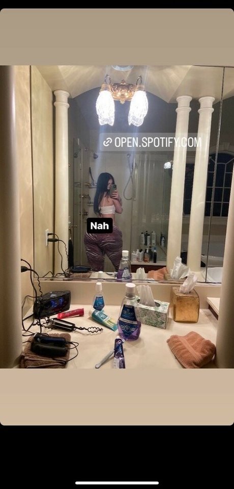 Haleyszklarz pornographic star pic