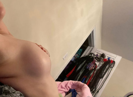 Missakattt exclusive pornstar photo