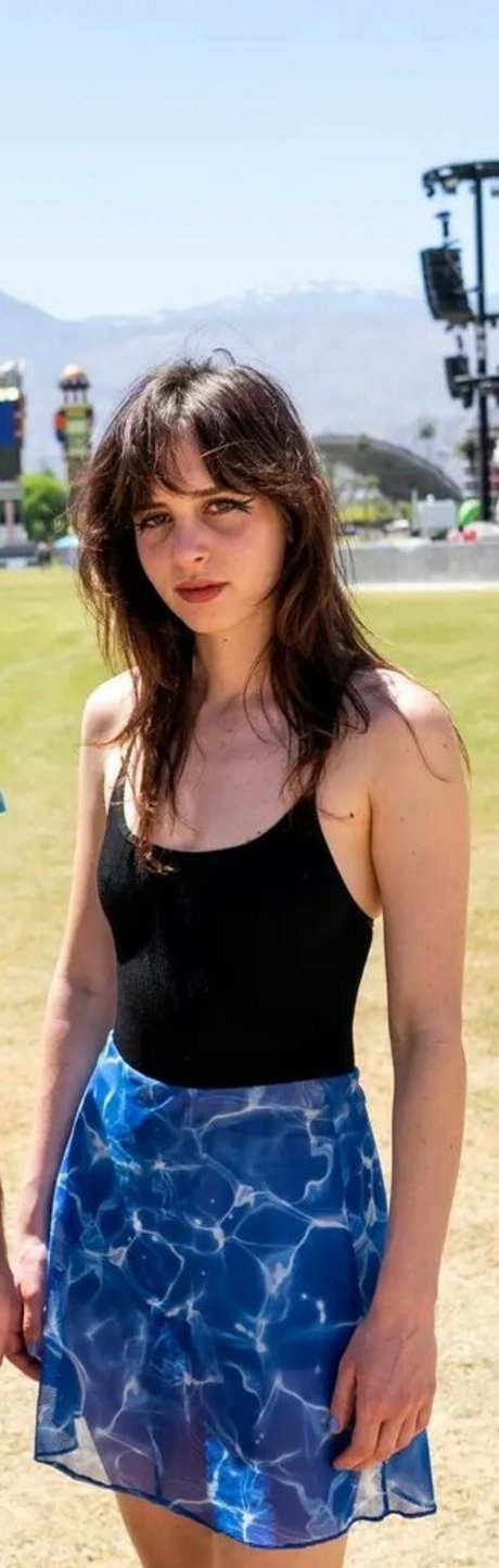 Mica Tenenbaum art model pic