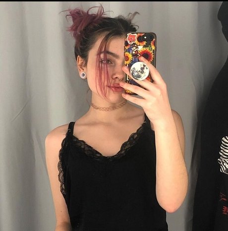 Snottea xxx actress img