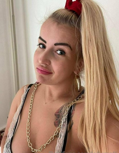 lollymolli pretty pornstar pic