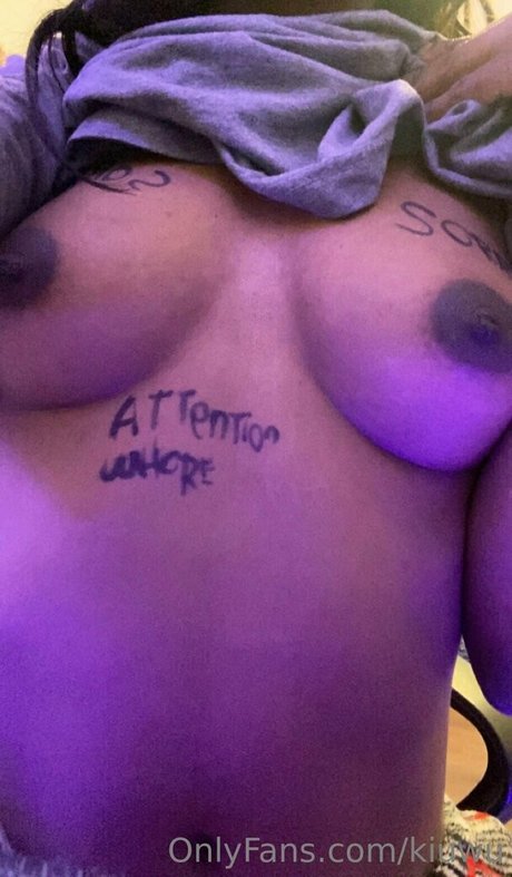 kiuwu porn model picture