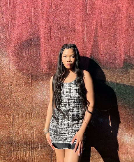 Storm Reid art model gallery