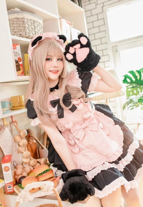 Tako Chan sex model pics