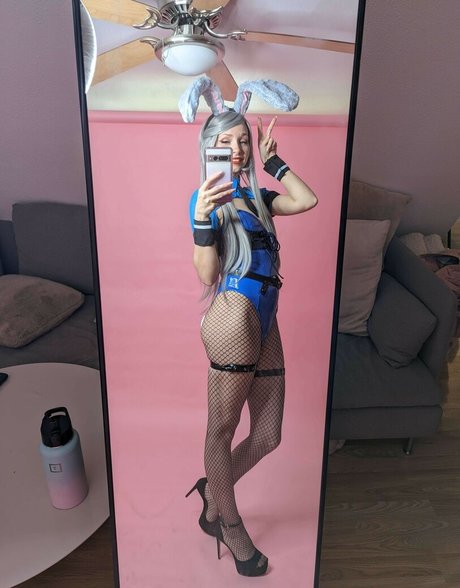 KamiCakes1 star pornographic image