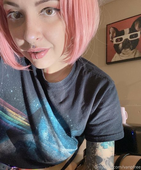 vanphell nudes star images