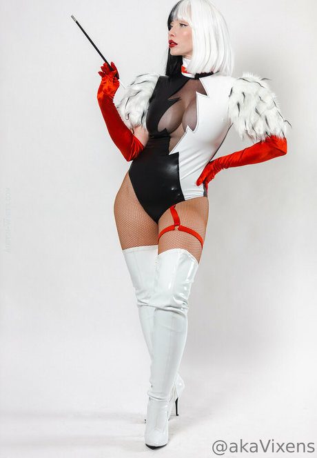 akavixens model naked archive