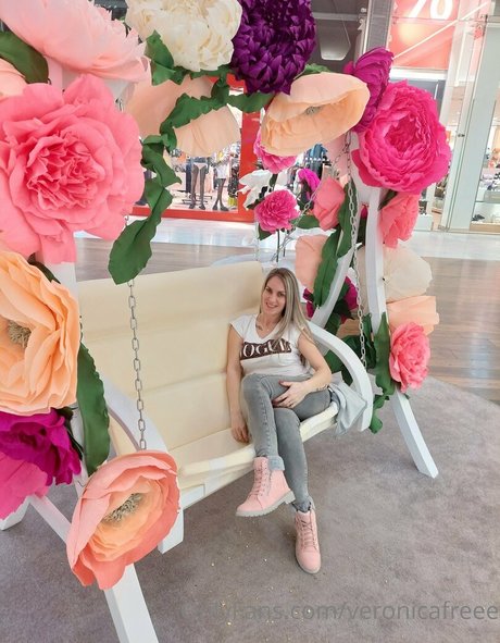 veronicafreee xxx model image