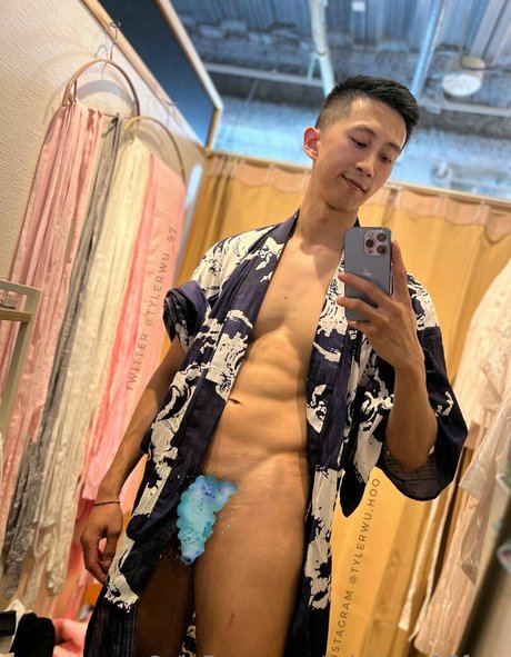 tylerwu 97free model adult img