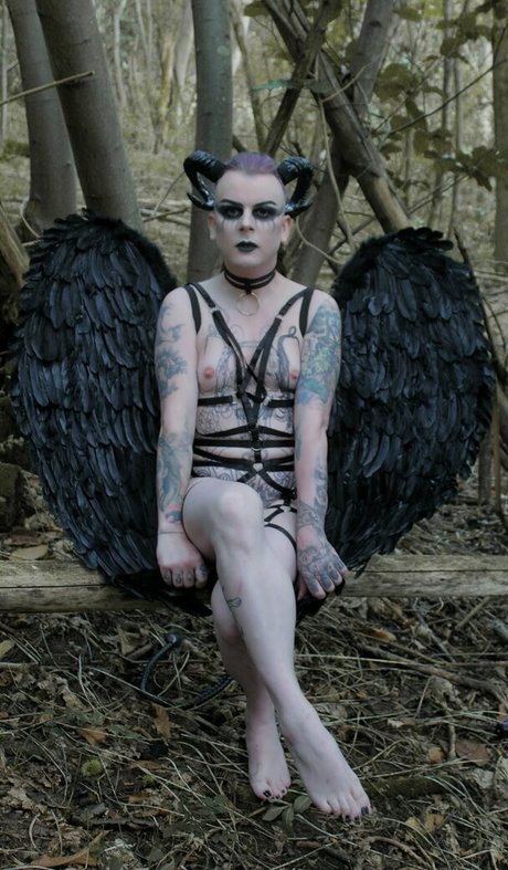 tammytegun nude actress image