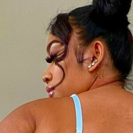 kyomiqing model free picture