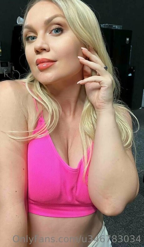 nataliepower model pornographic photos