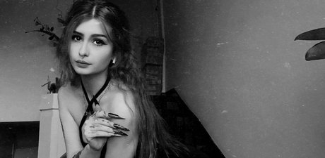 selenophiliaa hd pornstar img