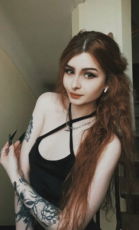 selenophiliaa nice pornstar pic