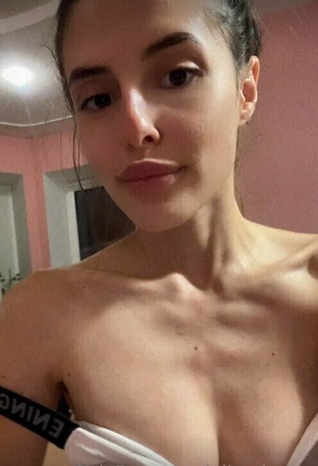 juli love69 pretty model img