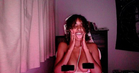 kourtneyrose7free sexy star archive