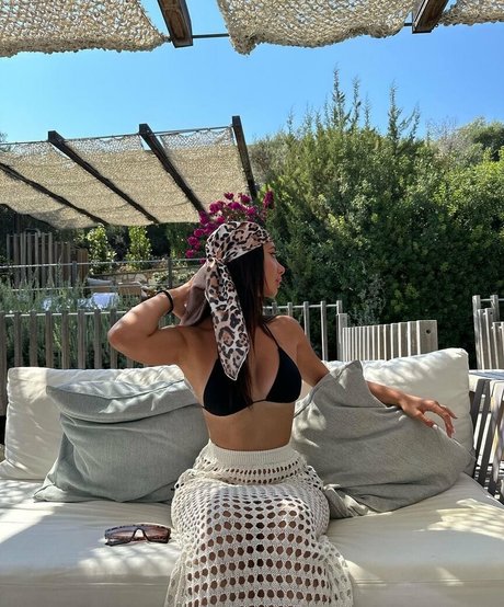 Atavratmiyav best model pics