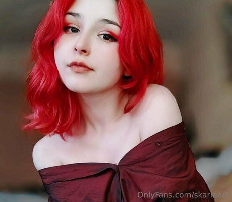 skarleeet star naked image