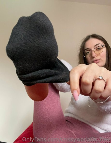 crissyworld0k free erotic actress pics