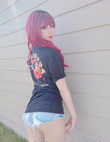 jennybellyfree porn model img