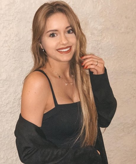 melaniehfl free pornstar gallery